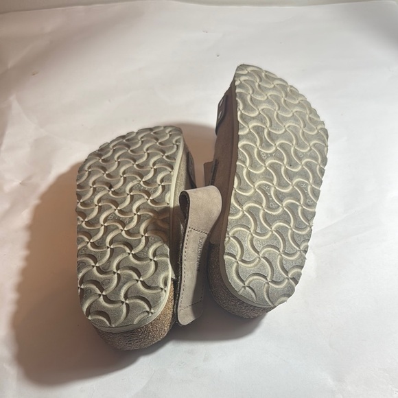 Used Birkenstocks Velcro women’s size 36 narrow sandals - Picture 7 of 7